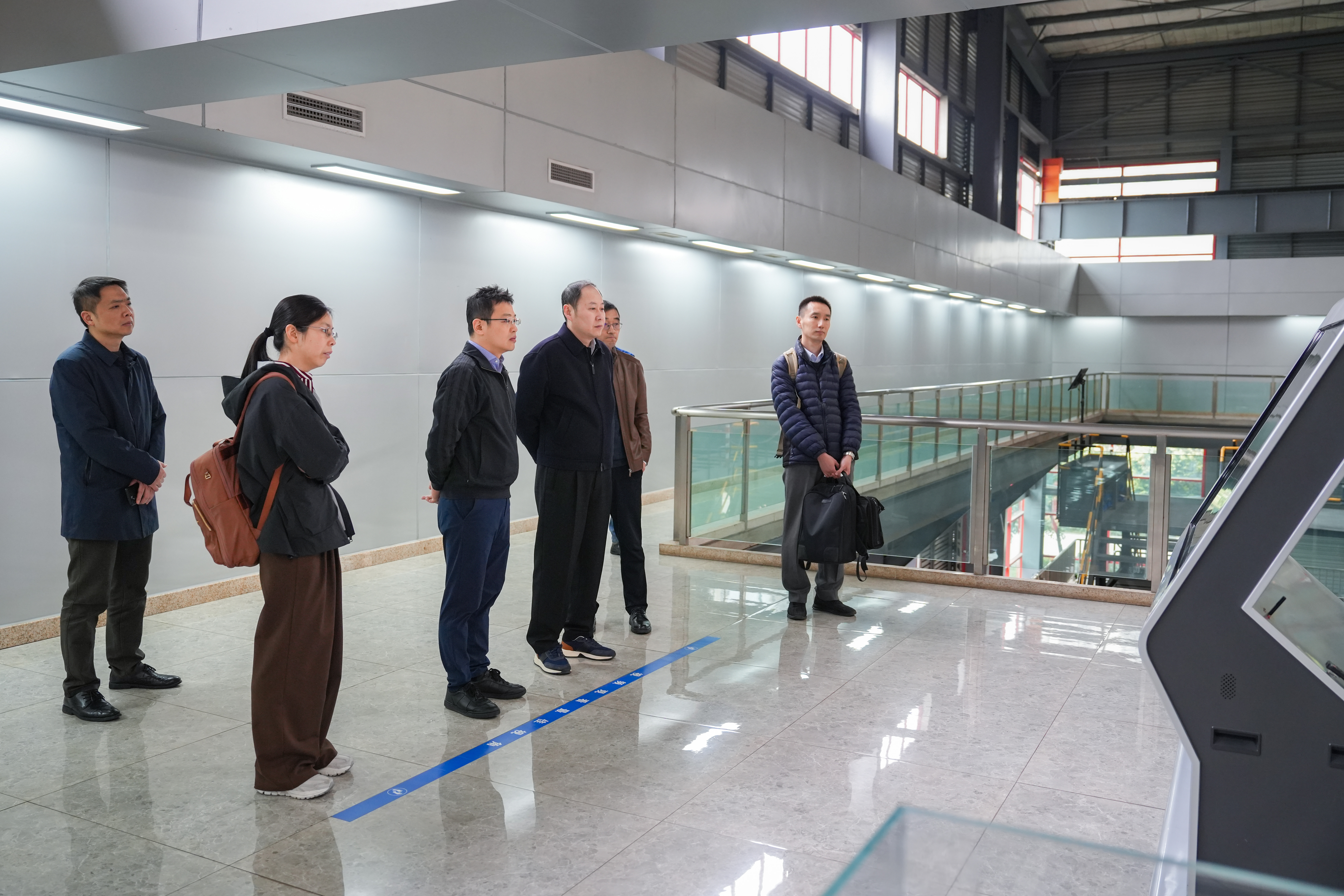 中信环境党委委员、副总经理王松一行到BB贝博环境集团考察交流